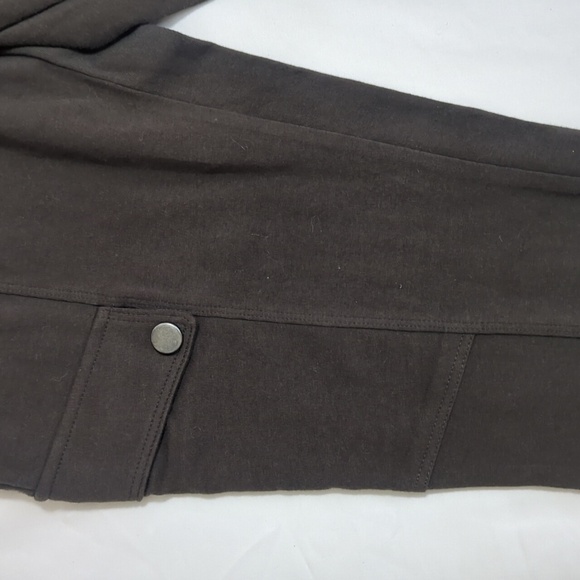 Express Zippered Pocket Leggings, Color Green Size M - Picture 3 of 13